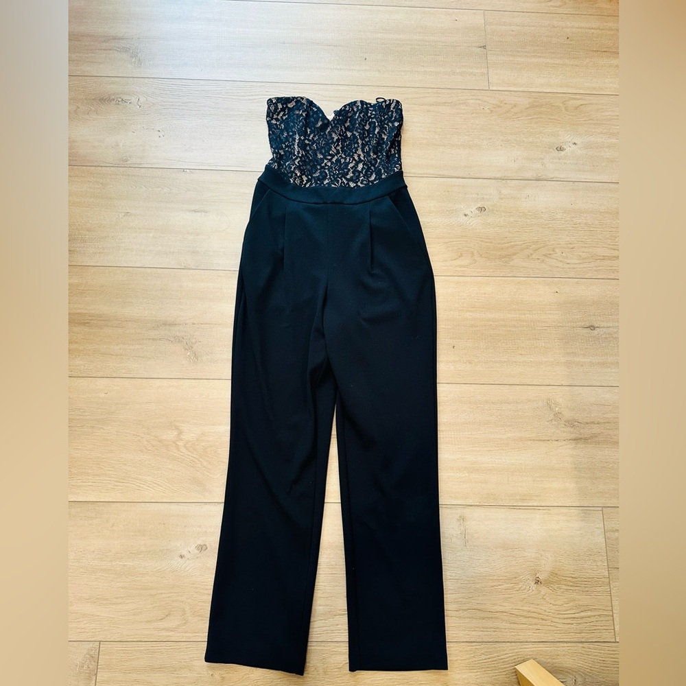 Black Express Lace halter jumper
